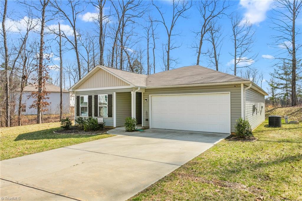 6008 Ferguson Creek Drive Property Photo 3
