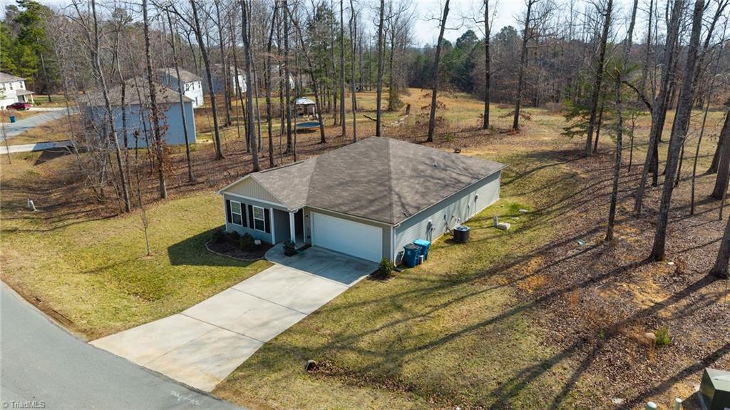 6008 Ferguson Creek Drive Property Photo 4