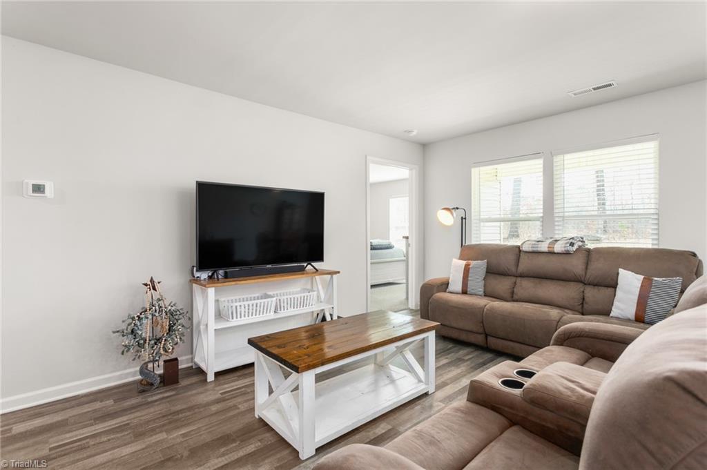 6008 Ferguson Creek Drive Property Photo 6