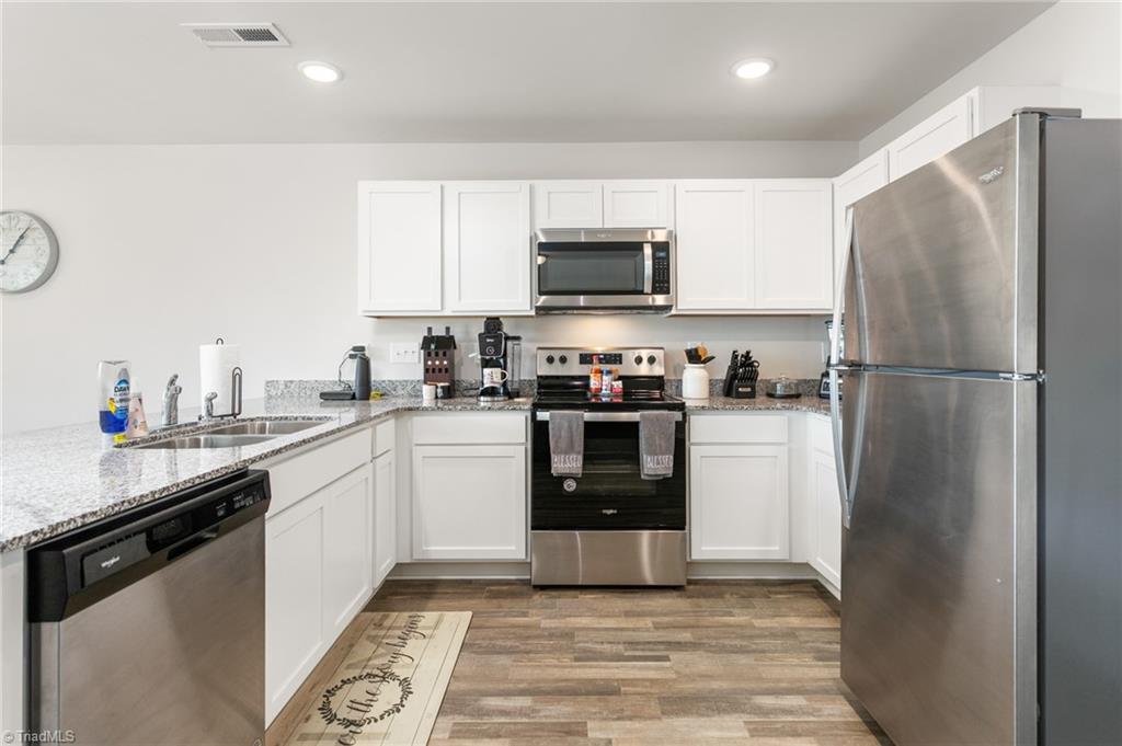 6008 Ferguson Creek Drive Property Photo 11