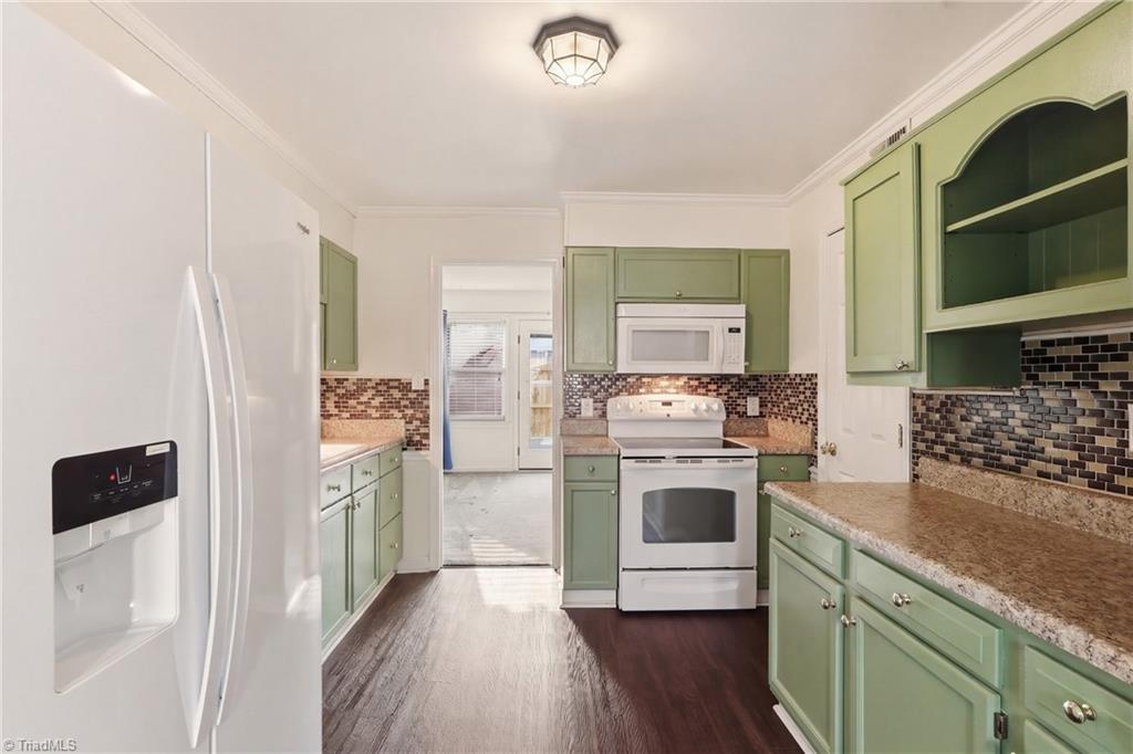 4822 Tower Road # C Property Photo 11