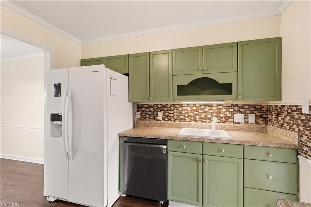 4822 Tower Road # C Property Photo 12