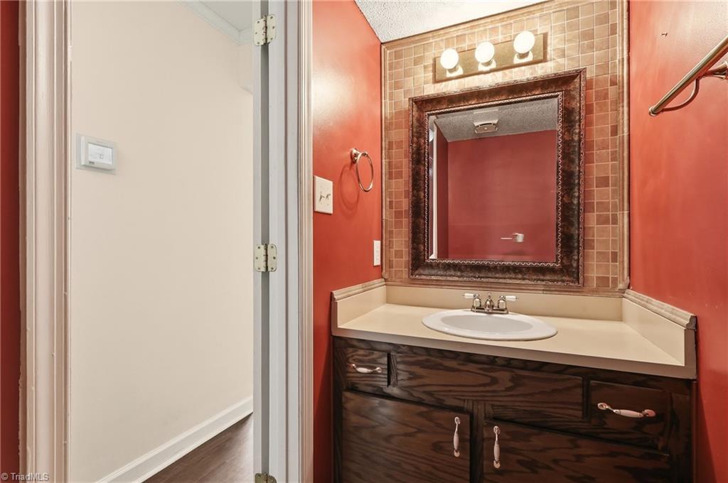 4822 Tower Road # C Property Photo 21