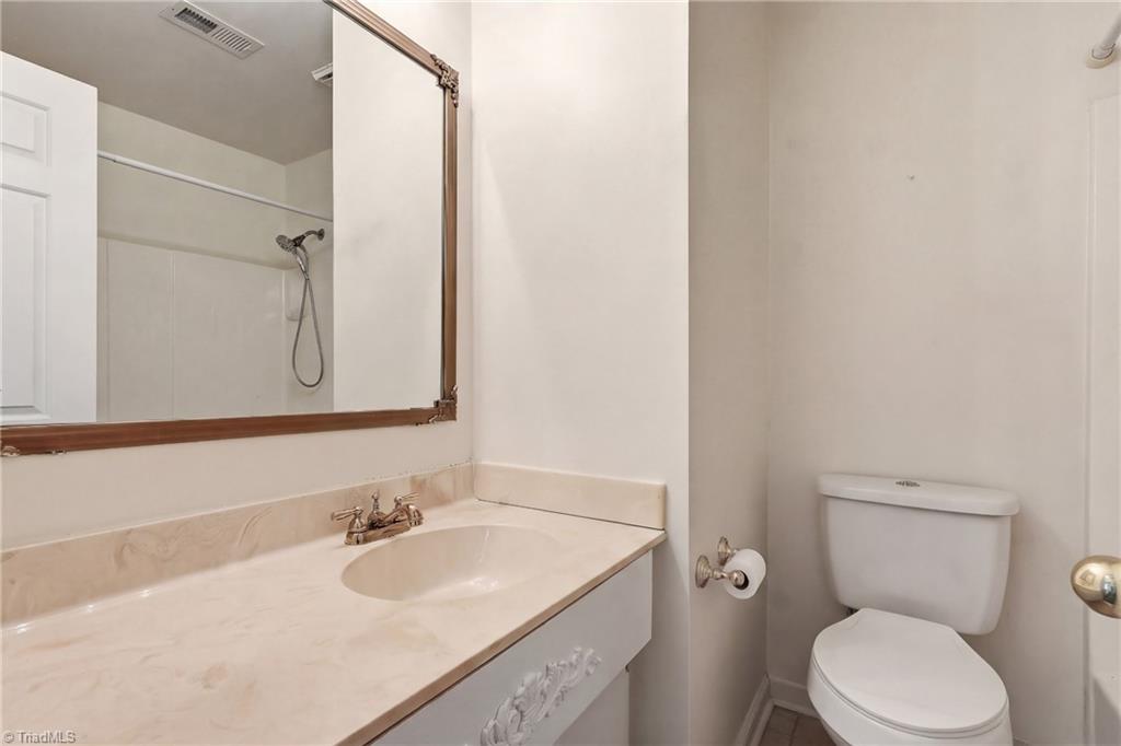 4822 Tower Road # C Property Photo 33