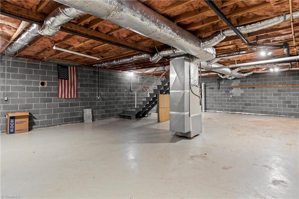 120 Skyline Drive Property Photo 35