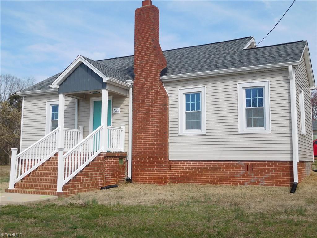 535 Old Hollow Road Property Photo 1