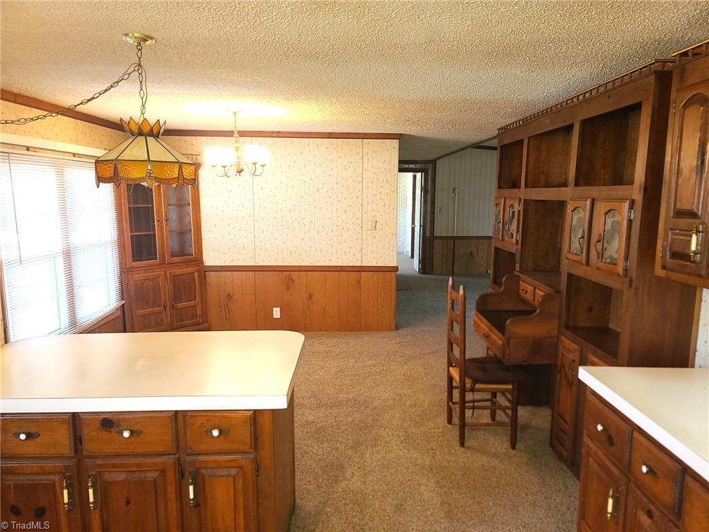 220 Joyner Circle Property Photo 3