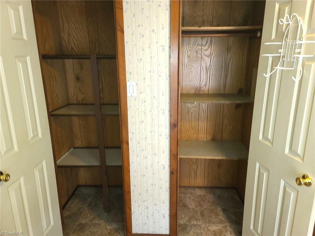 220 Joyner Circle Property Photo 21