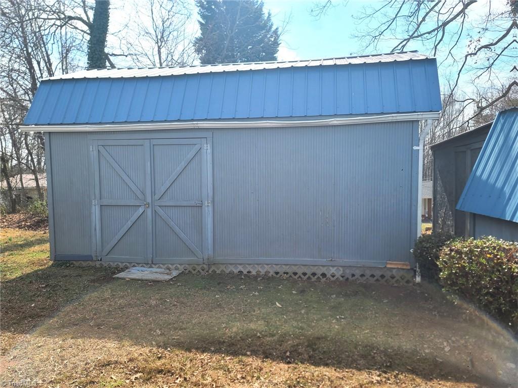 220 Joyner Circle Property Photo 27