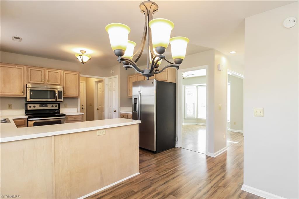 3508 Cardinal Ridge Drive Property Photo 4