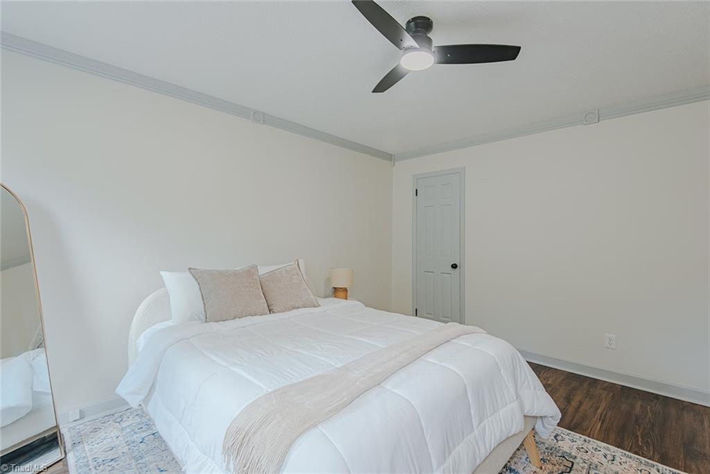 2045 Westover Terrace Property Photo 27