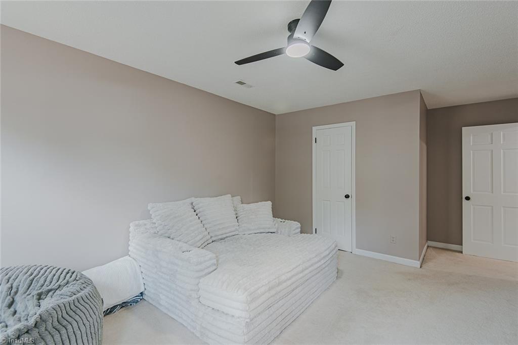 2045 Westover Terrace Property Photo 34