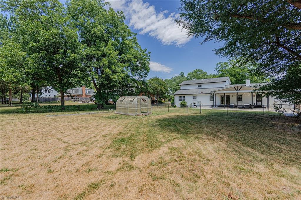 2045 Westover Terrace Property Photo 45