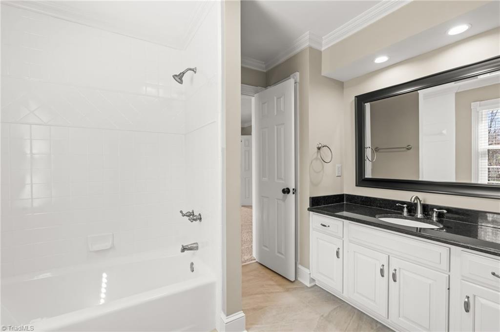 7902 Southerland Drive Property Photo 39