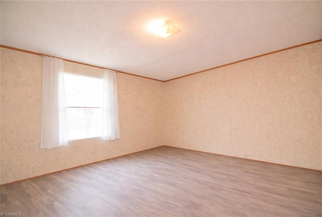 5600 Bunch Road Property Photo 10
