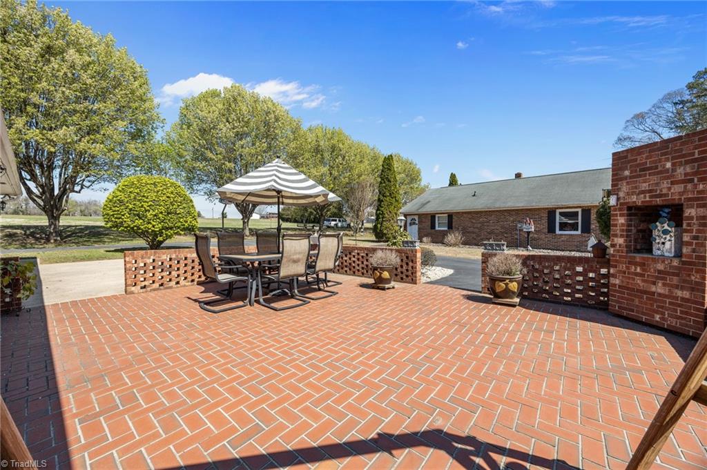 6262 Nc Highway 109 Property Photo 5