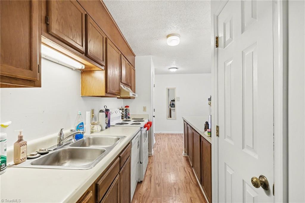 2326 W Vandalia Road # B Property Photo 6