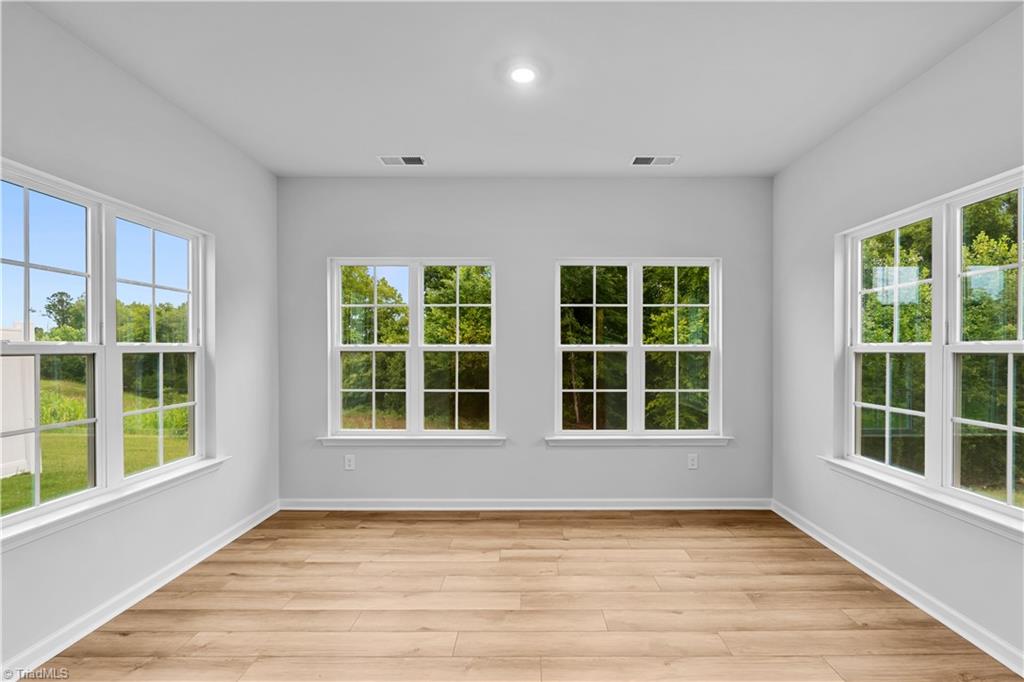 264 Yarrow Drive Property Photo 17