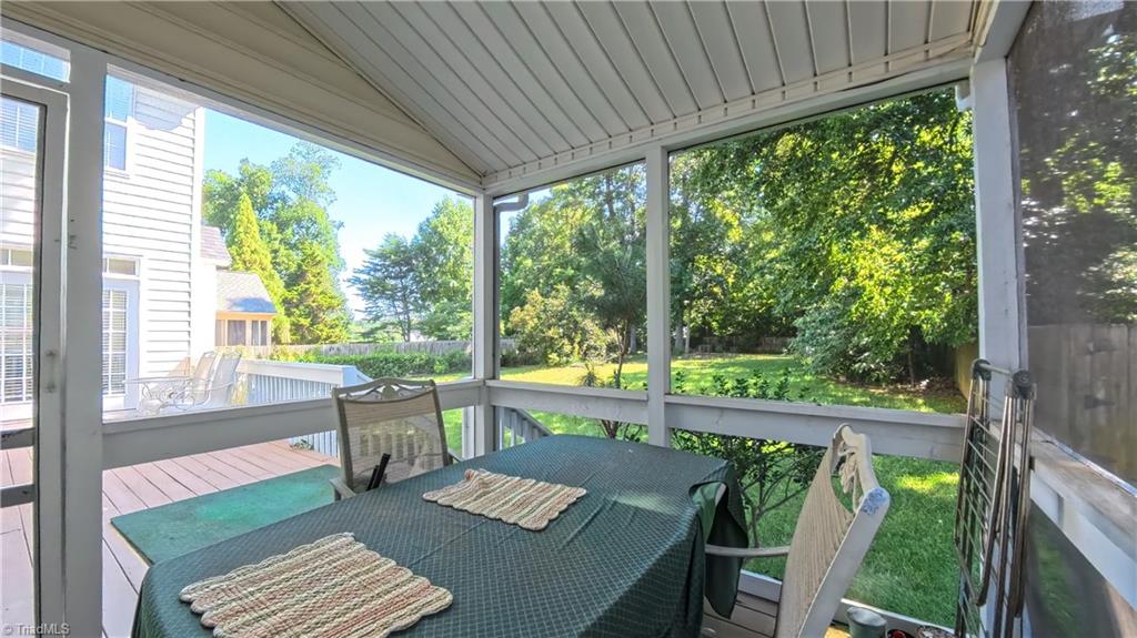 3023 Maple Branch Drive Property Photo 7