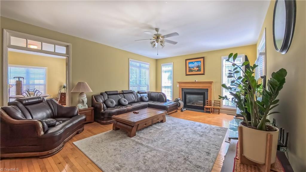 3023 Maple Branch Drive Property Photo 15