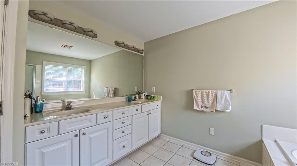 3023 Maple Branch Drive Property Photo 37