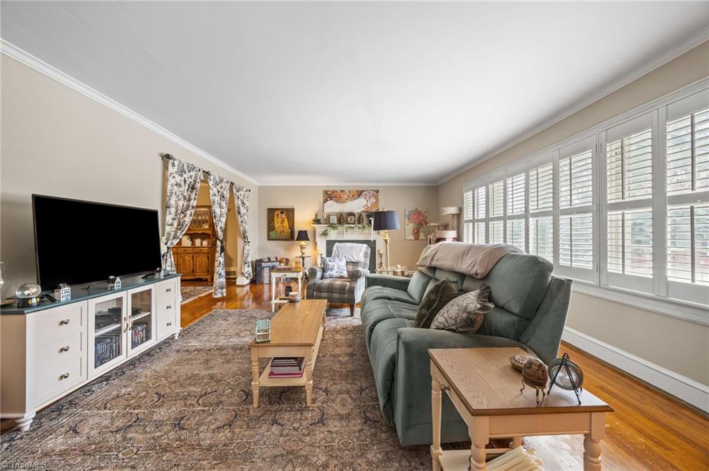 406 Park Street Property Photo 6