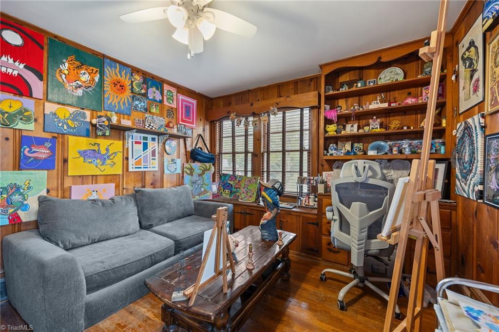 406 Park Street Property Photo 19
