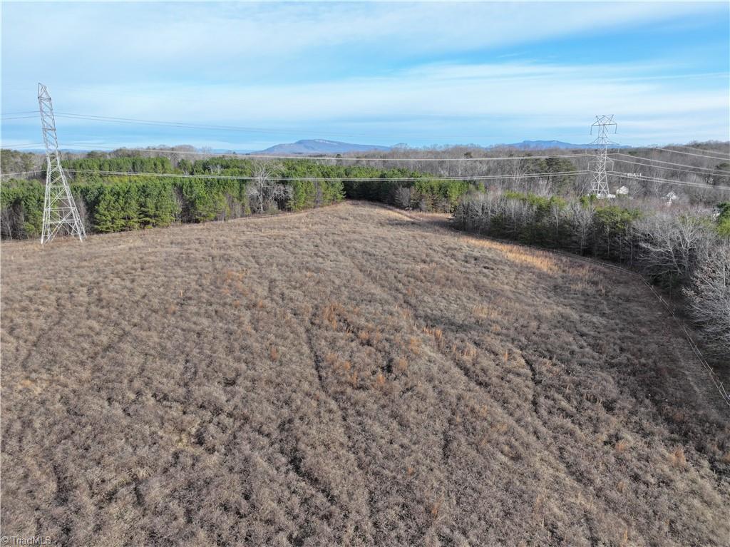 7975 Evans Farm Road Property Photo 6