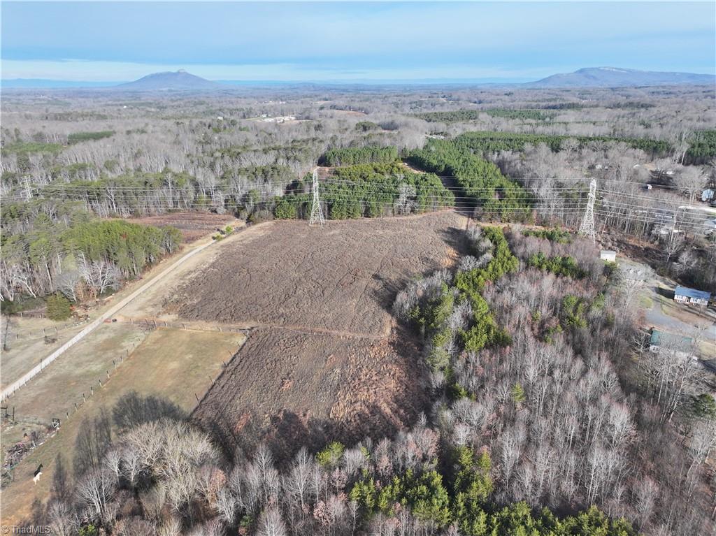 7975 Evans Farm Road Property Photo 8