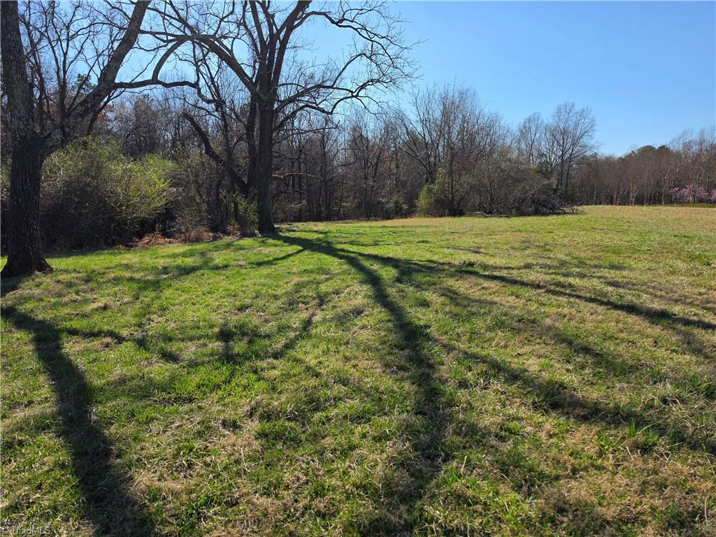 861 Johnson Ridge Road Property Photo 4