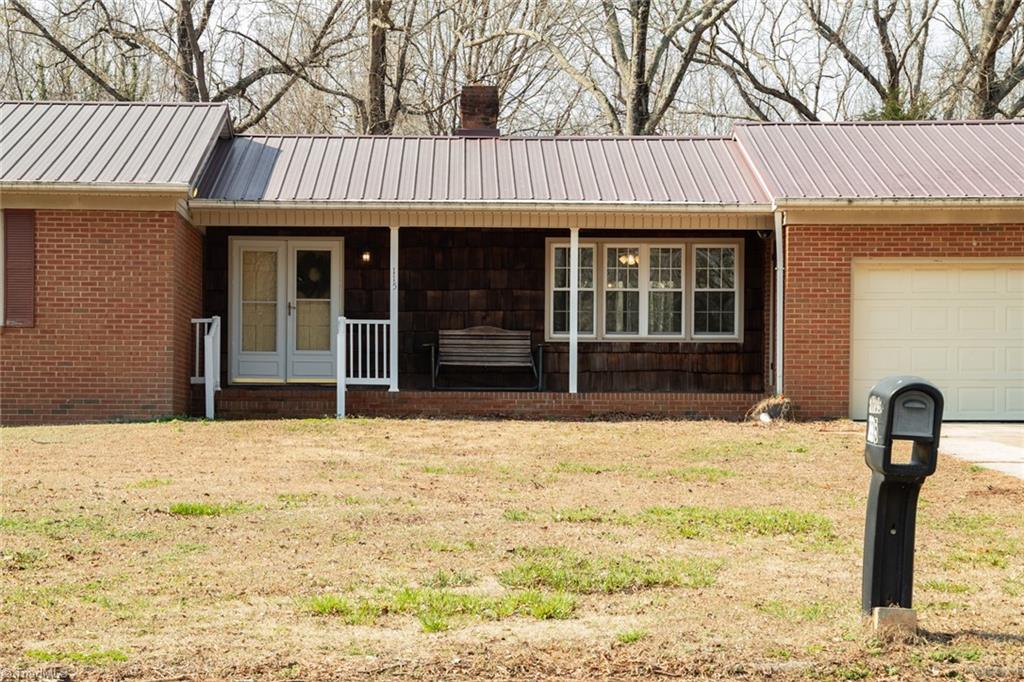 115 Monroe Drive Property Photo 4