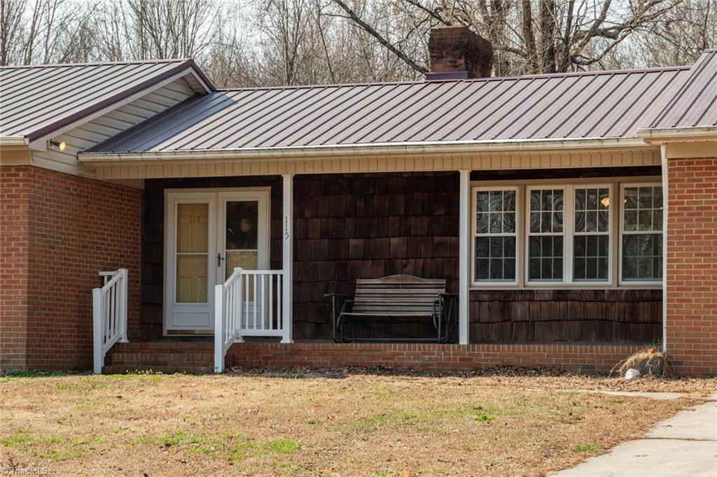 115 Monroe Drive Property Photo 5