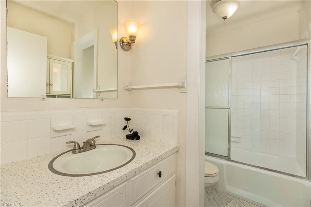 115 Monroe Drive Property Photo 19