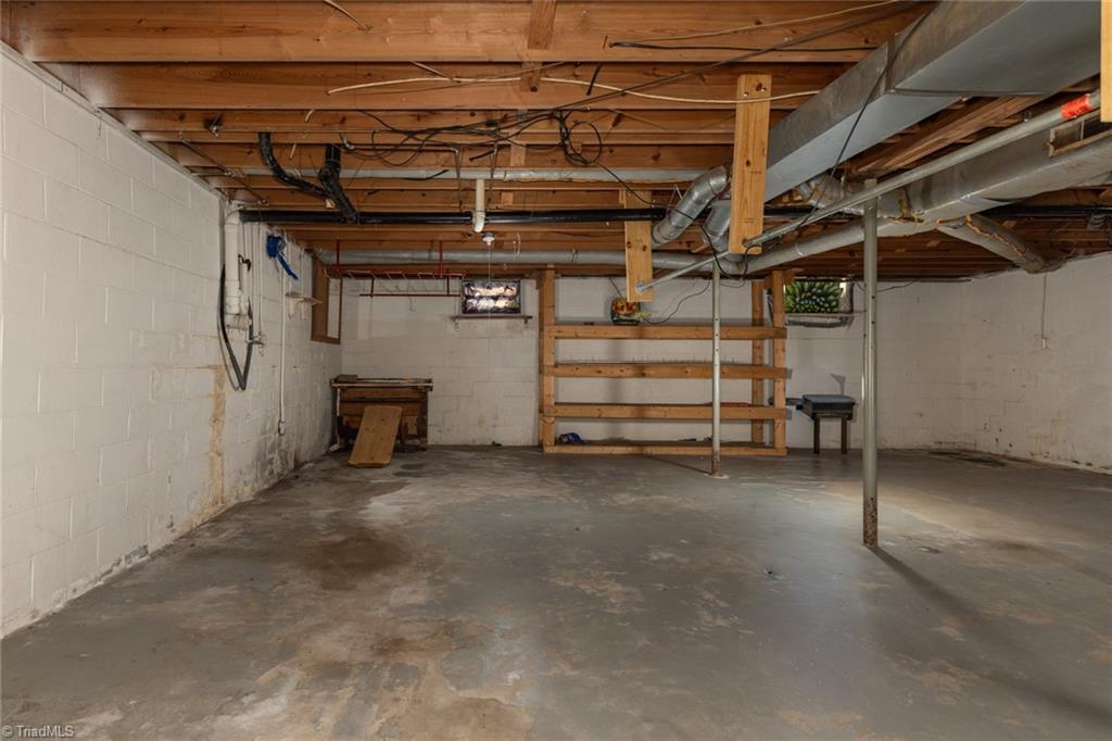 115 Monroe Drive Property Photo 37