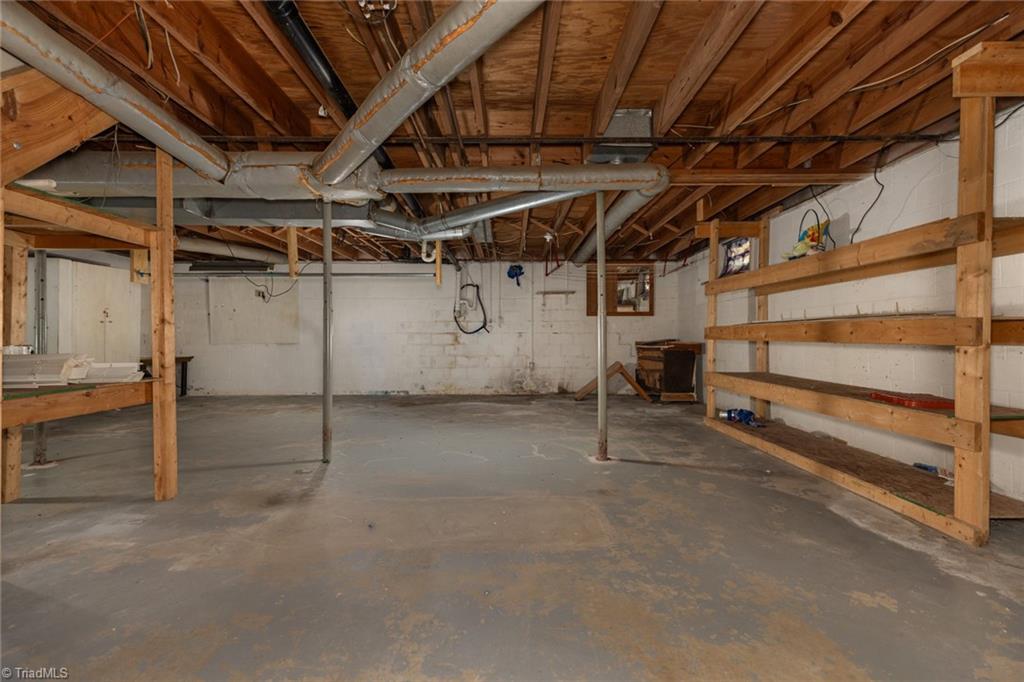 115 Monroe Drive Property Photo 40