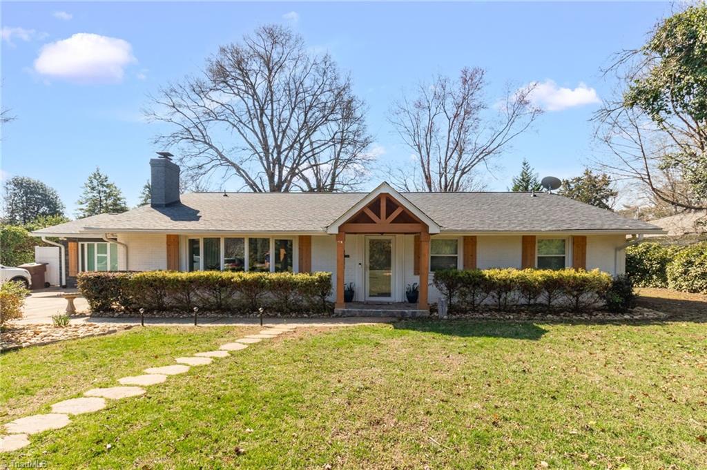 3917 W Friendly Avenue Property Photo 1