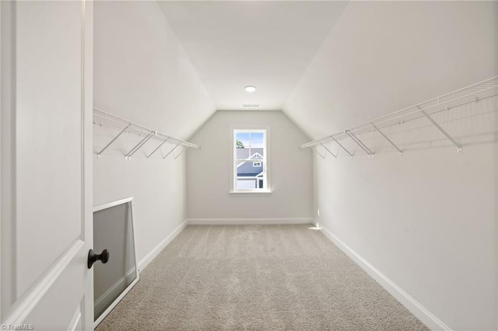 2113 Scallans Lane Property Photo 19