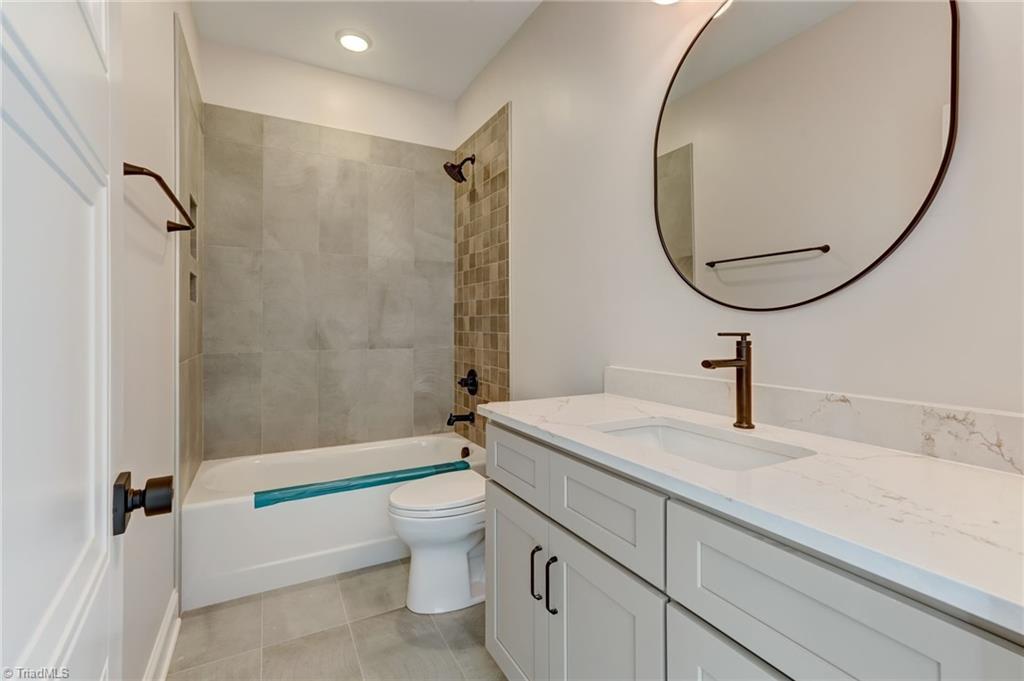 7688 Kyran Court Property Photo 29