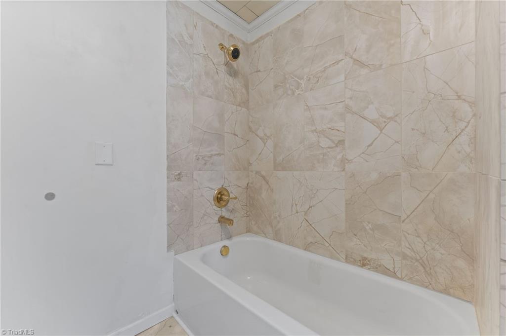 217 Lambert Road Property Photo 27