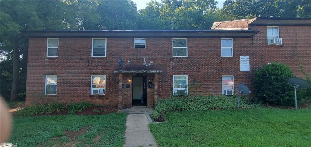 1231 Gholson Avenue Property Photo 1