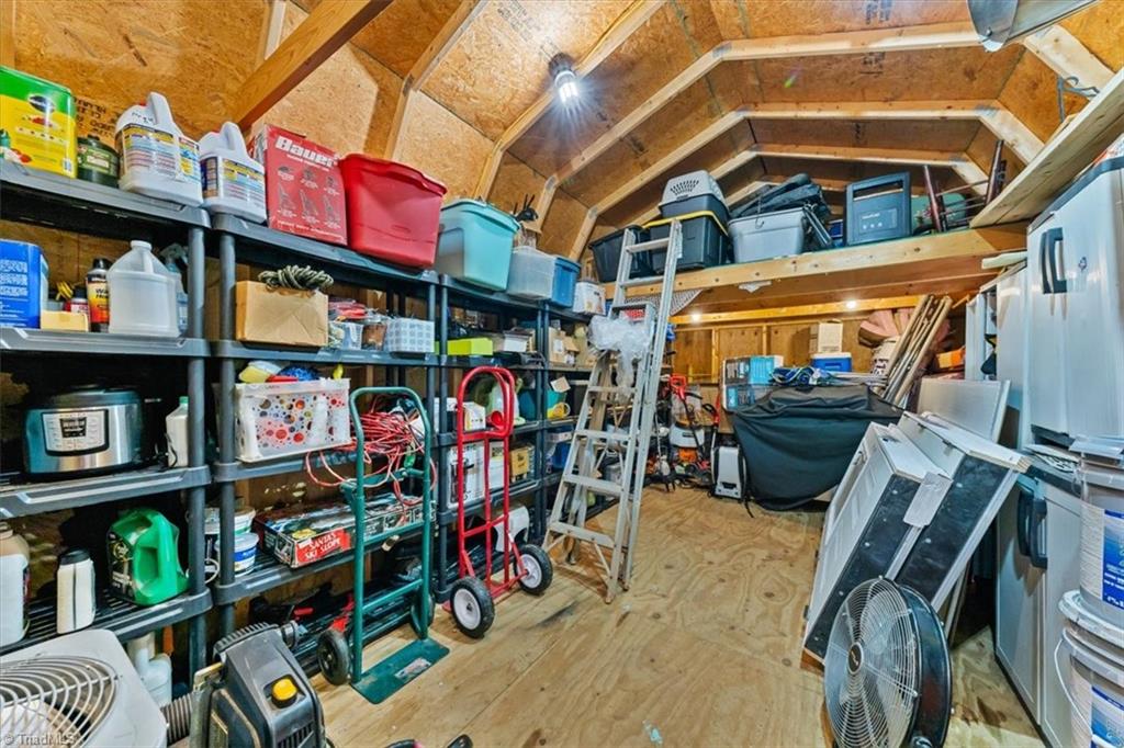 1025 Parkview Street Property Photo 10