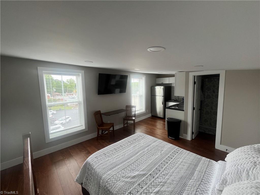 106 E Murphy Street Property Photo 23