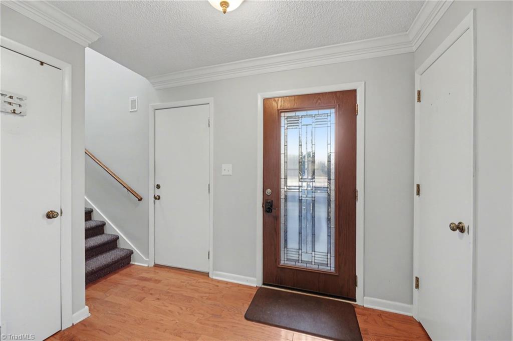 2313 Cypress Court Property Photo 3