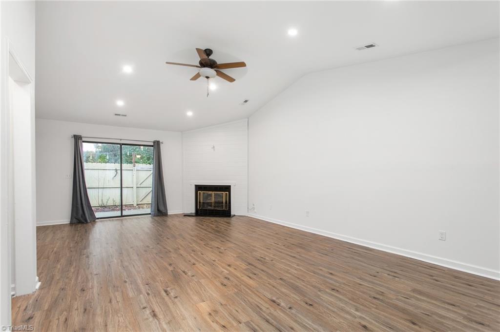 2662 Cottage Place Property Photo 3