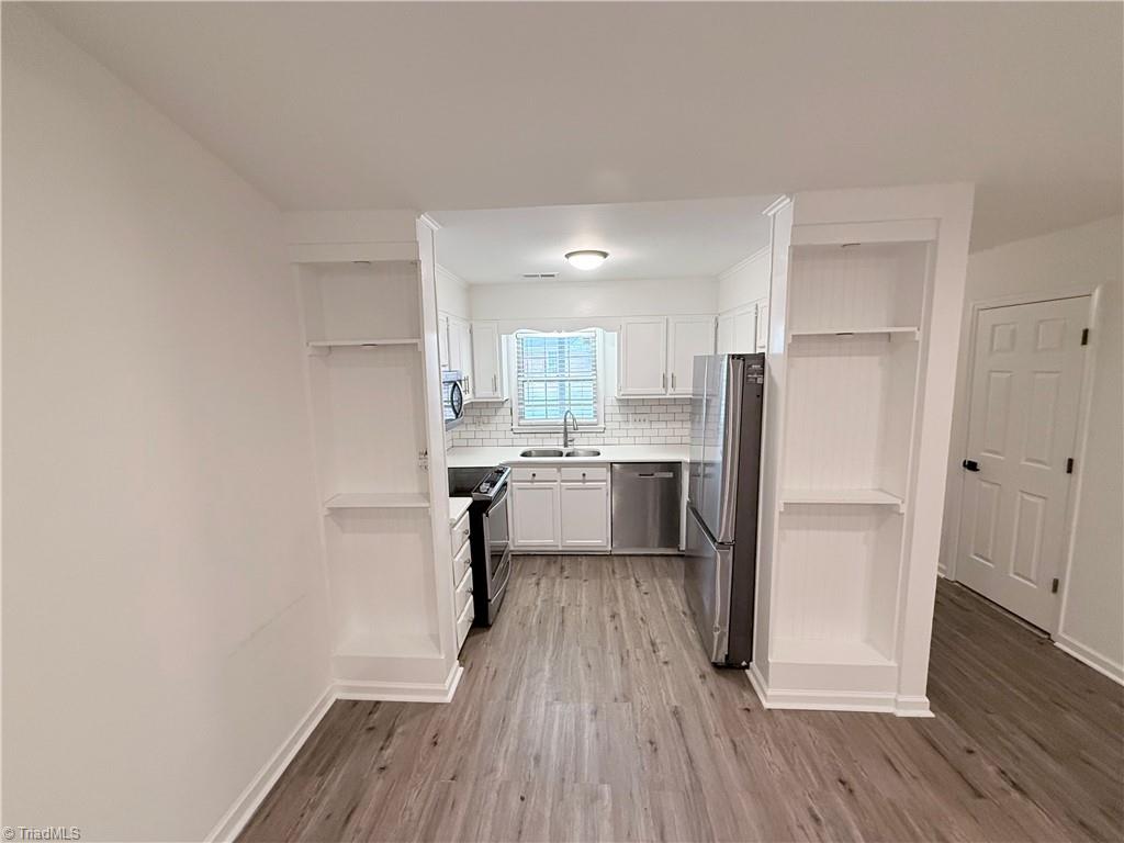 2662 Cottage Place Property Photo 5
