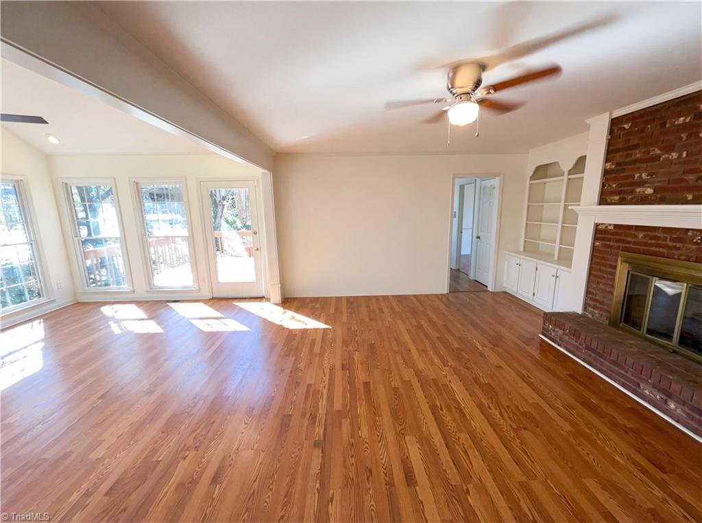 707 Willowmoore Avenue Property Photo 3