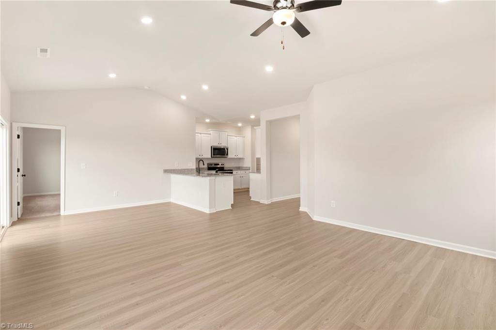 225 Macintosh Drive Property Photo 7