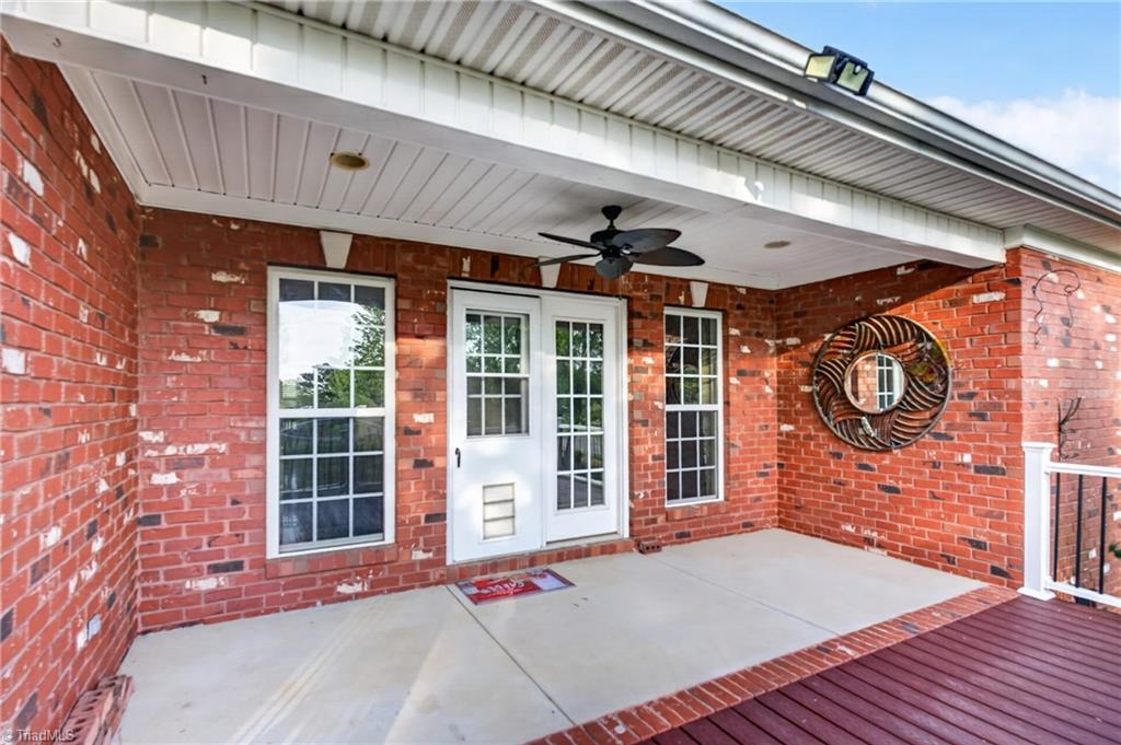 8597 Bayron Drive Property Photo 13