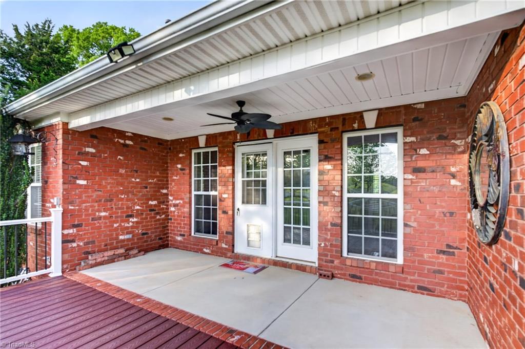 8597 Bayron Drive Property Photo 14