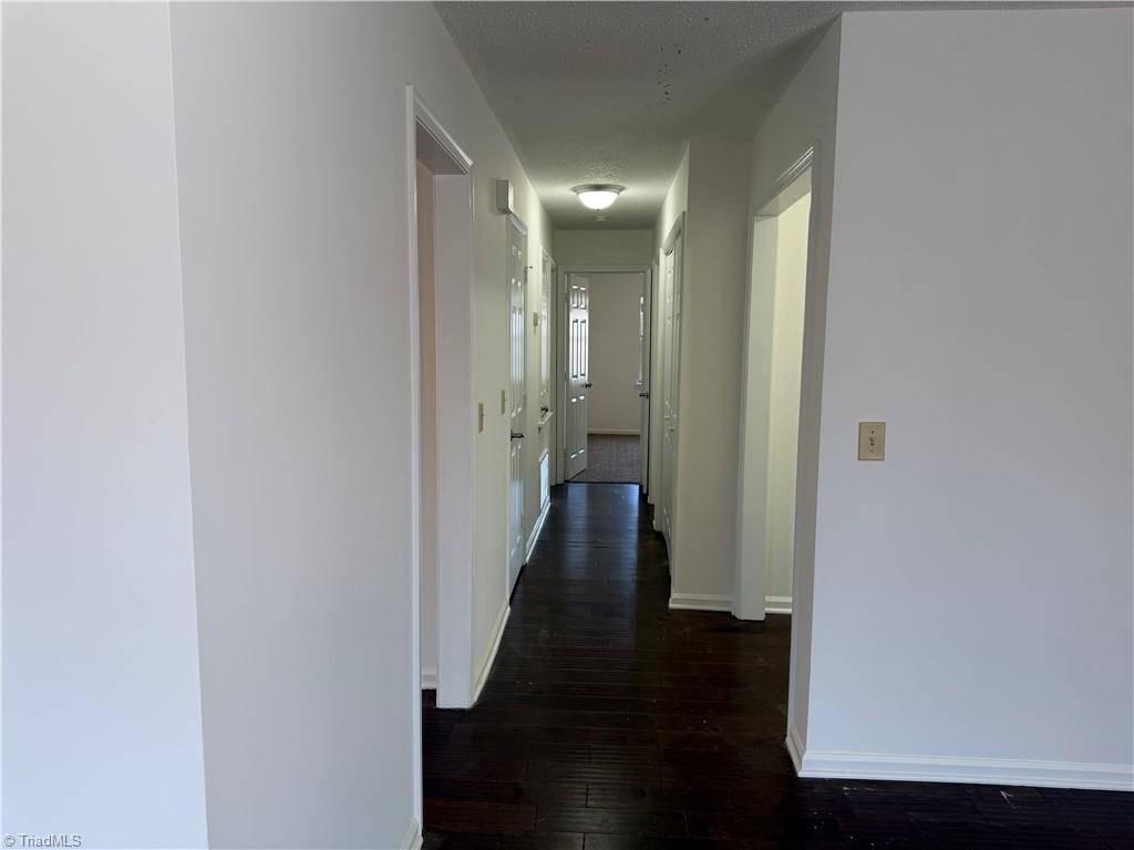 812 Ashebrook Drive # D Property Photo 4